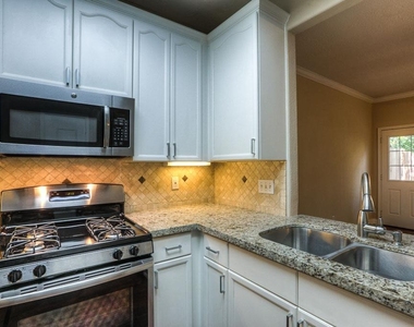 130 Willowwood Circle - Photo Thumbnail 5