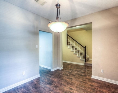 130 Willowwood Circle - Photo Thumbnail 11