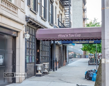 415 East 78th Street - Photo Thumbnail 7