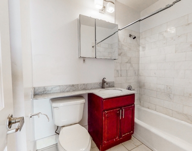 415 East 78th Street - Photo Thumbnail 3