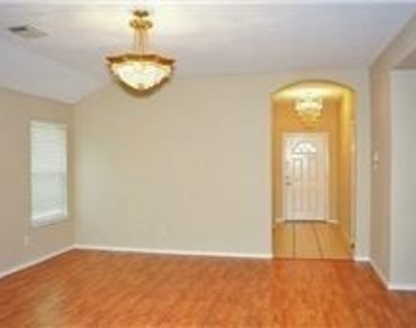 9227 Gammon Oaks Drive - Photo Thumbnail 4