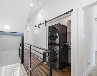 1215 Summer Street - Photo Thumbnail 19