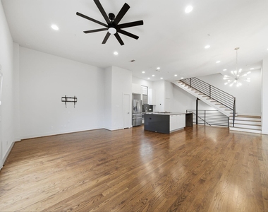 1215 Summer Street - Photo Thumbnail 2
