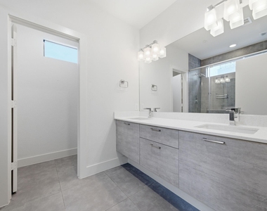 1215 Summer Street - Photo Thumbnail 14