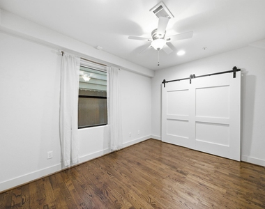 1215 Summer Street - Photo Thumbnail 27