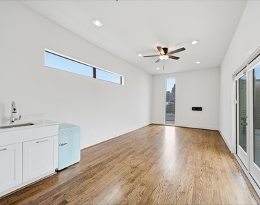 1215 Summer Street - Photo Thumbnail 22