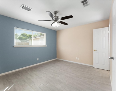 1422 Kappa Street - Photo Thumbnail 16