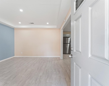 1422 Kappa Street - Photo Thumbnail 3