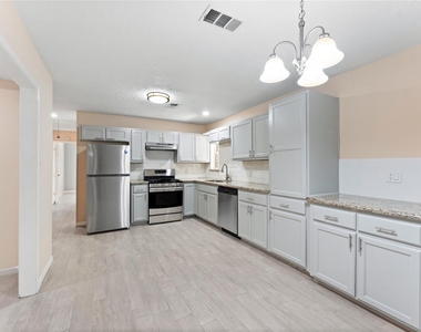 1422 Kappa Street - Photo Thumbnail 8