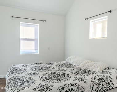 518 Meade Street - Photo Thumbnail 7