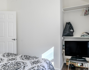 518 Meade Street - Photo Thumbnail 8
