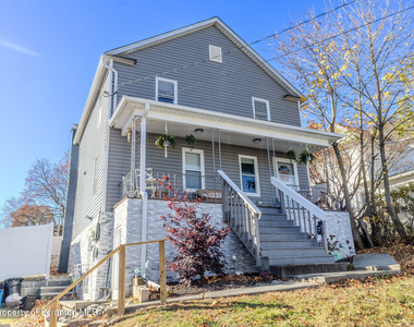 518 Meade Street - Photo Thumbnail 1