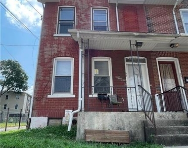 33 W Garrison Street - Photo Thumbnail 16
