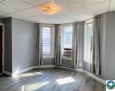 33 W Garrison Street - Photo Thumbnail 5