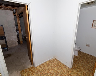 1619 Shenandoah Court - Photo Thumbnail 21