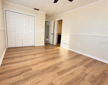 7295 Edinburgh Way - Photo Thumbnail 12