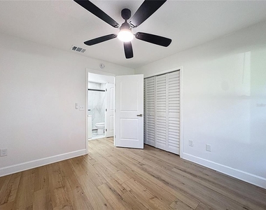 360 Mission Road - Photo Thumbnail 3