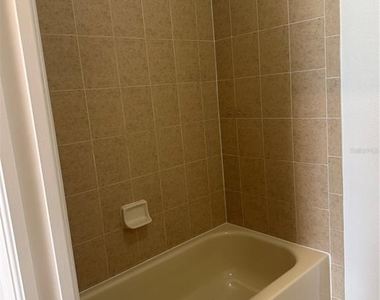 2412 W Fig Street - Photo Thumbnail 15