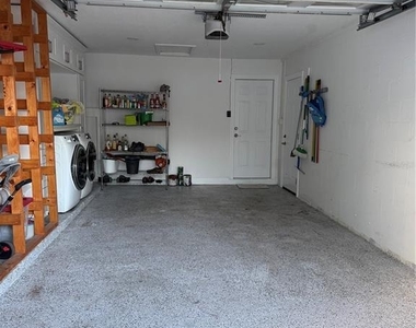 2803 W Powhatan Avenue - Photo Thumbnail 5