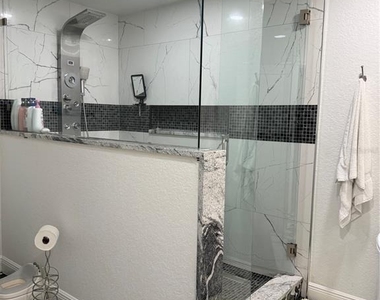 2803 W Powhatan Avenue - Photo Thumbnail 20