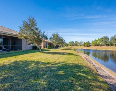 15644 Aurora Lake Circle - Photo Thumbnail 42