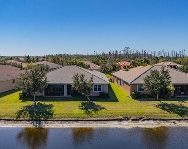 15644 Aurora Lake Circle - Photo Thumbnail 13
