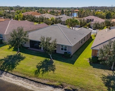 15644 Aurora Lake Circle - Photo Thumbnail 12