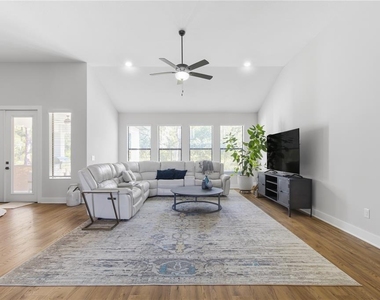 17000 Nokota Avenue - Photo Thumbnail 10