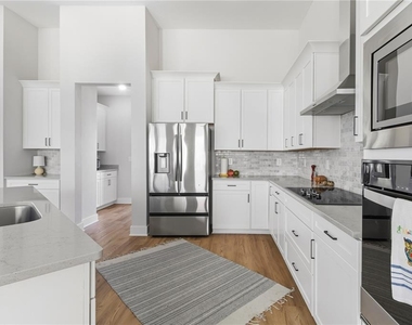 17000 Nokota Avenue - Photo Thumbnail 9