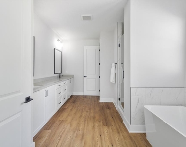 17000 Nokota Avenue - Photo Thumbnail 27