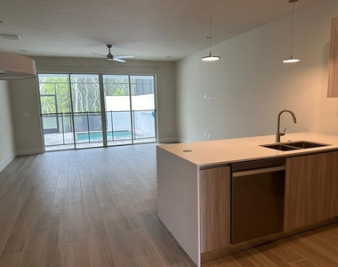 1435 Serendipity Lane - Photo Thumbnail 2