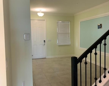 8525 Zoeller Hills Drive - Photo Thumbnail 7