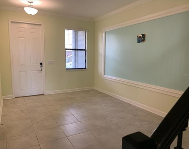 8525 Zoeller Hills Drive - Photo Thumbnail 6