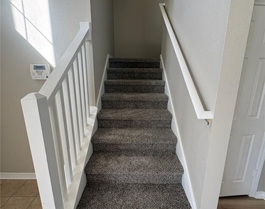 303 Churchill Court - Photo Thumbnail 20