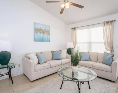 160 Bloomingdale Drive - Photo Thumbnail 13