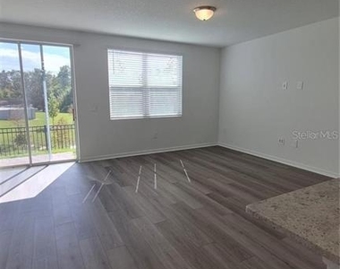 16357 Bird Of Paradise Avenue - Photo Thumbnail 3