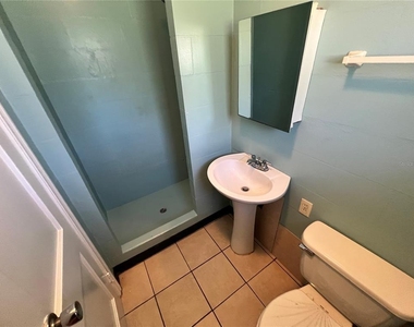 1881 15th Street Nw - Photo Thumbnail 25