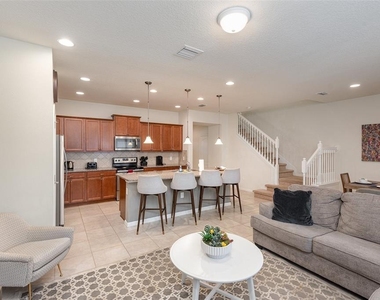 9025 Rhodes Street - Photo Thumbnail 4
