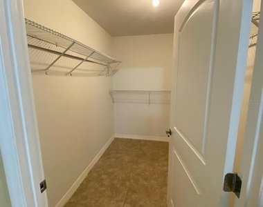 1321 Shadwell Court - Photo Thumbnail 8