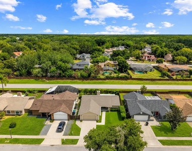 10135 Chesham Drive - Photo Thumbnail 33