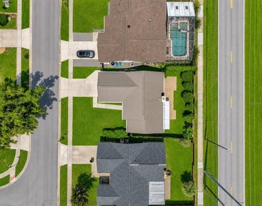 10135 Chesham Drive - Photo Thumbnail 37