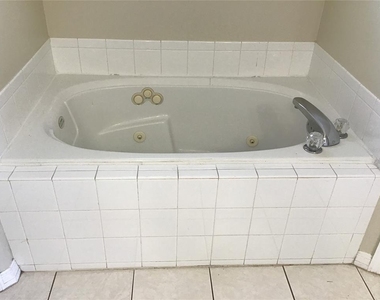 123 Harwood Circle - Photo Thumbnail 14