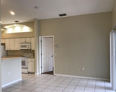 123 Harwood Circle - Photo Thumbnail 5