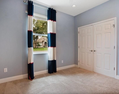 132 Blue Water Street - Photo Thumbnail 17