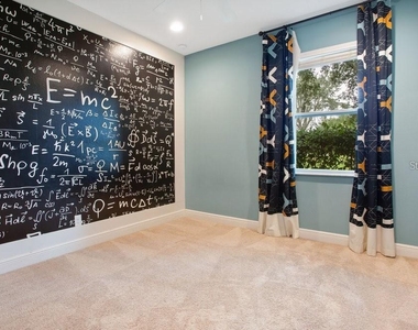 132 Blue Water Street - Photo Thumbnail 20
