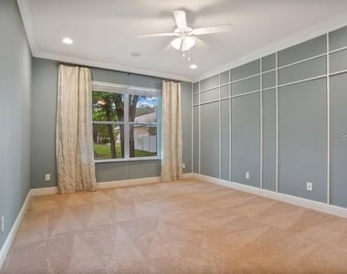 132 Blue Water Street - Photo Thumbnail 12