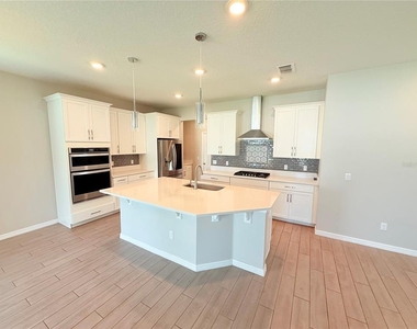 4880 Echo Court - Photo Thumbnail 9