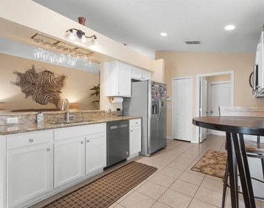 2438 Brewerton Lane - Photo Thumbnail 16