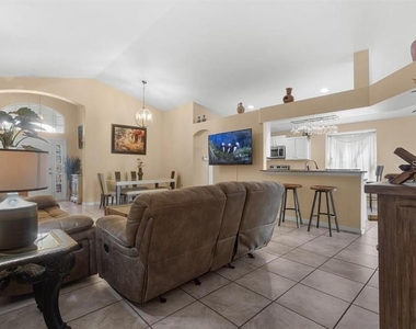 2438 Brewerton Lane - Photo Thumbnail 13