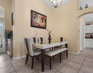 2438 Brewerton Lane - Photo Thumbnail 14